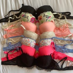 Victoria Secret 32D Bras (7) Lightly Lined Demi Bras